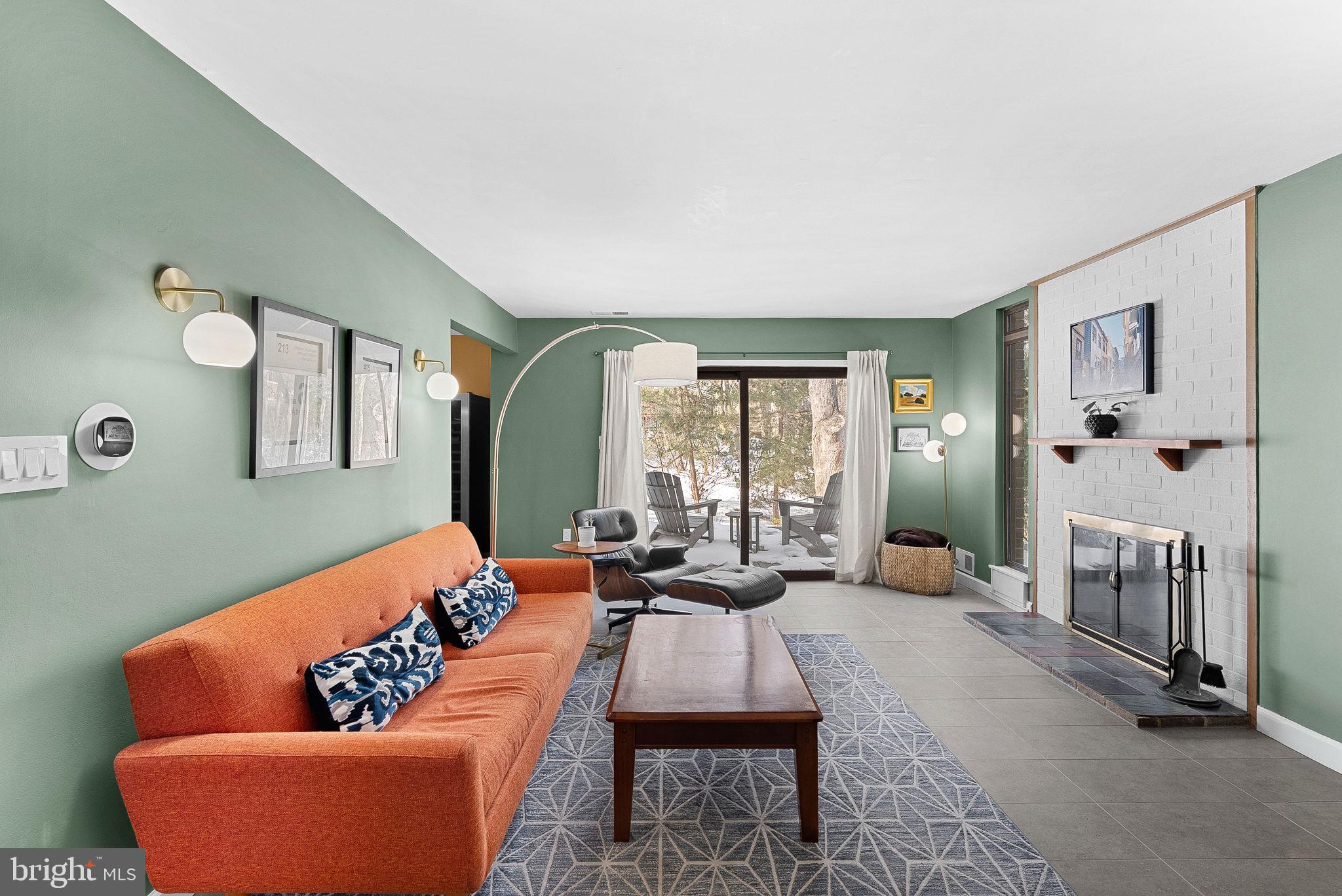 1628 Greenbriar Court Reston, VA 20190 - Photo 7 of 52