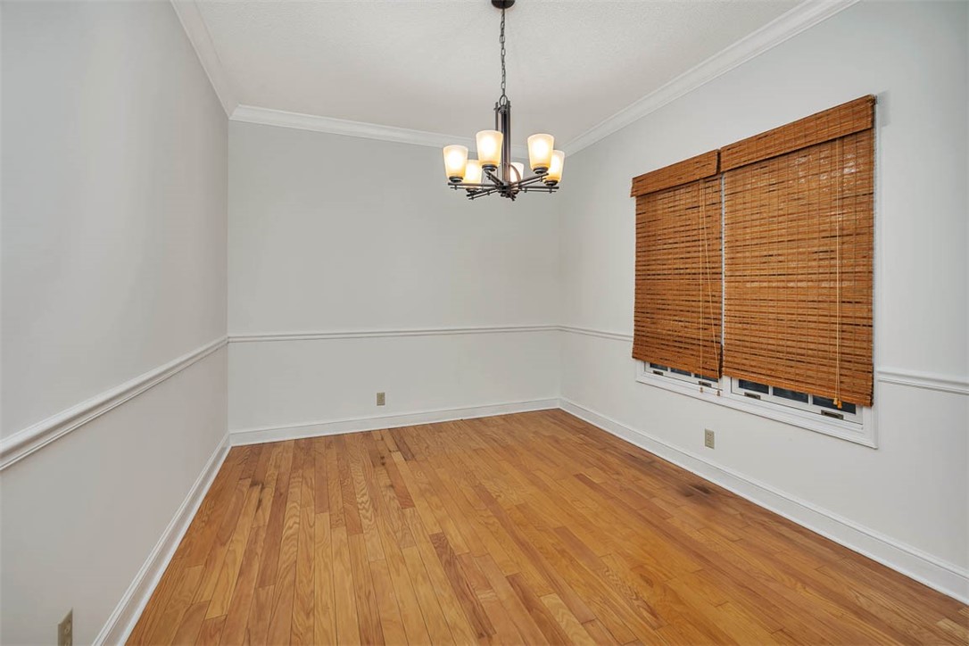 106 Sand Castle Way St. Simons Island, GA 31522 - Photo 11 of 33 Dining Room