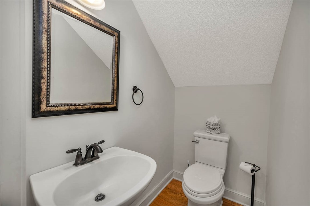106 Sand Castle Way St. Simons Island, GA 31522 - Photo 20 of 33 Half Bath