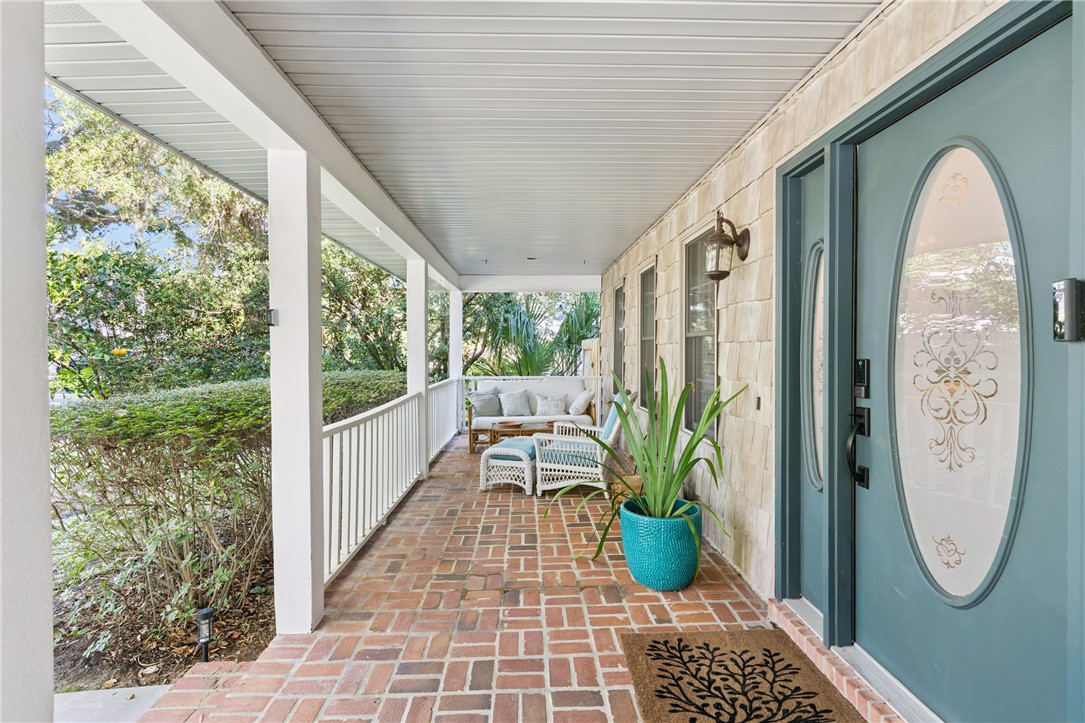 106 Sand Castle Way St. Simons Island, GA 31522 - Photo 3 of 33 Welcoming porch