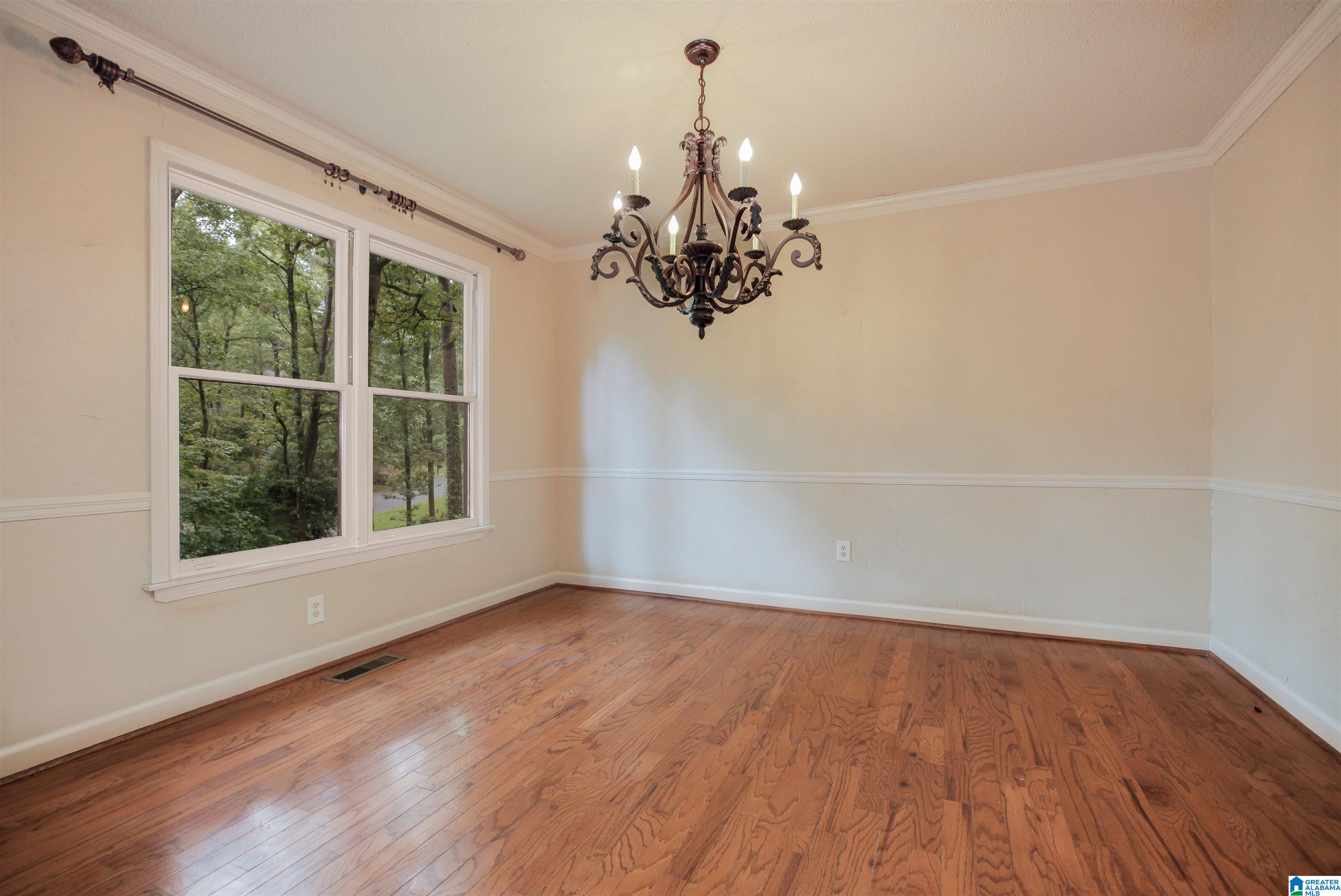 1941 Crossvine Road Birmingham, AL 35244 - Photo 3 of 34