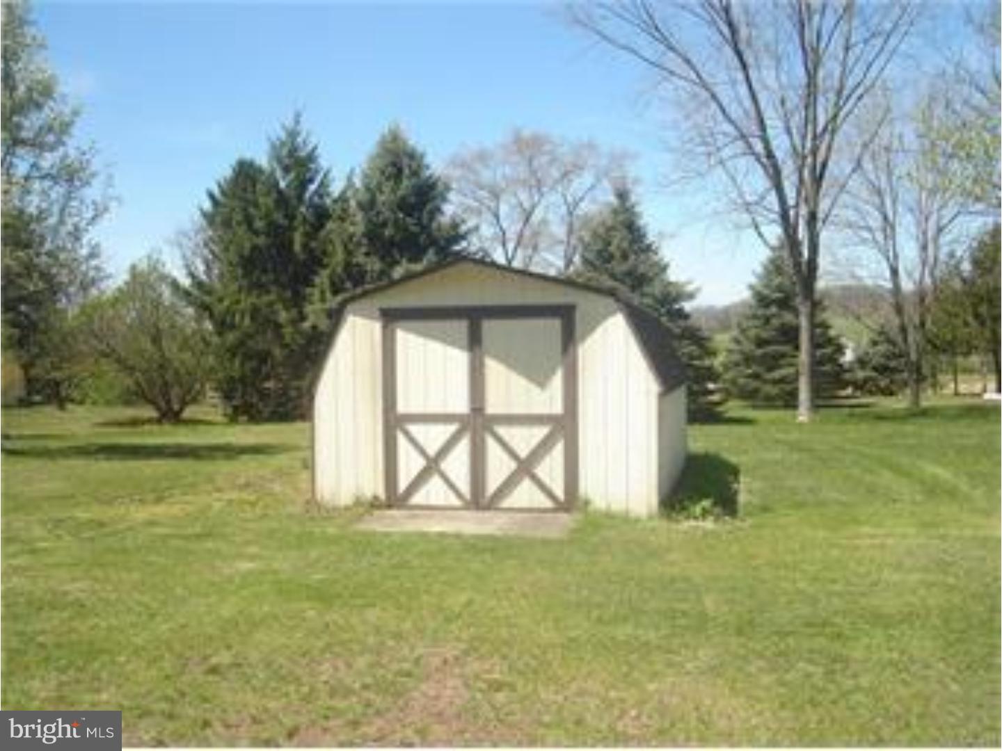 162 Knittle Road Kutztown, PA 19530 - Photo 14 of 24 Storage Shed