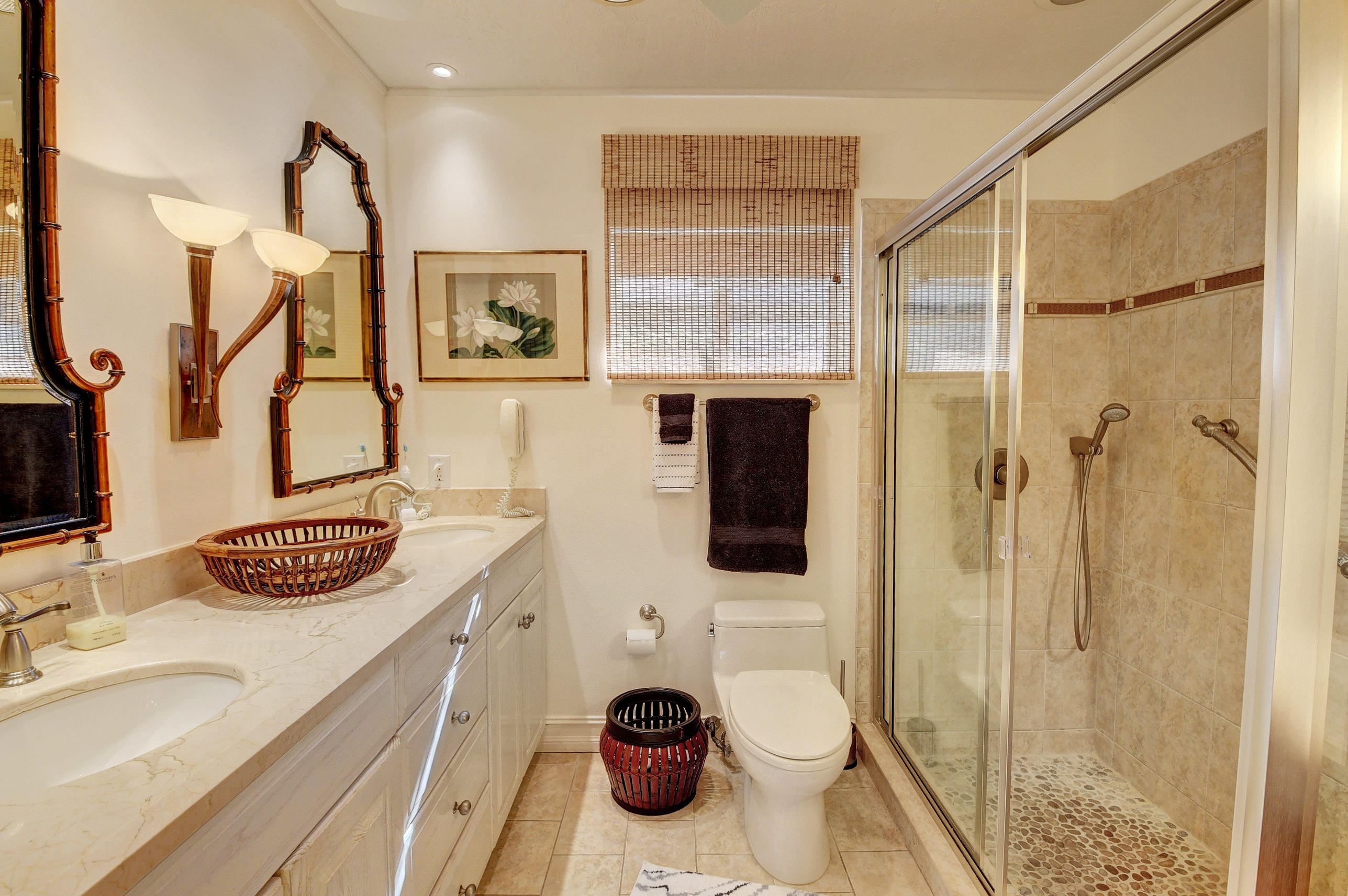 681 Marine Drive Boca Raton, FL 33431 - Photo 14 of 32 Master Bathroom