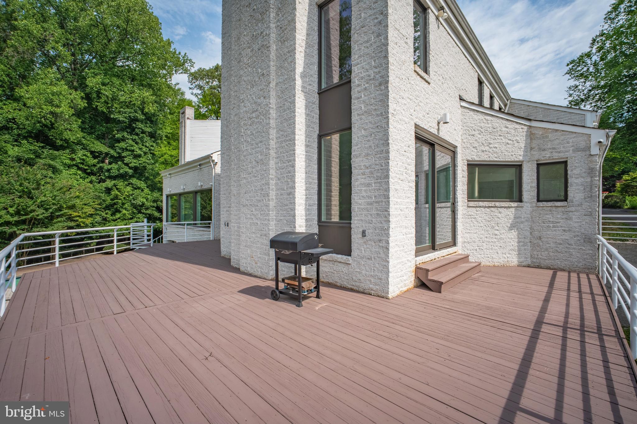 7545 Potomac Fall Road McLean, VA 22102 - Photo 33 of 89