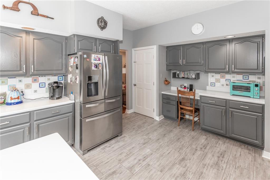4813 Timber Ridge Drive Columbus, IN 47201 - Photo 13 of 41 Gallery Image 13