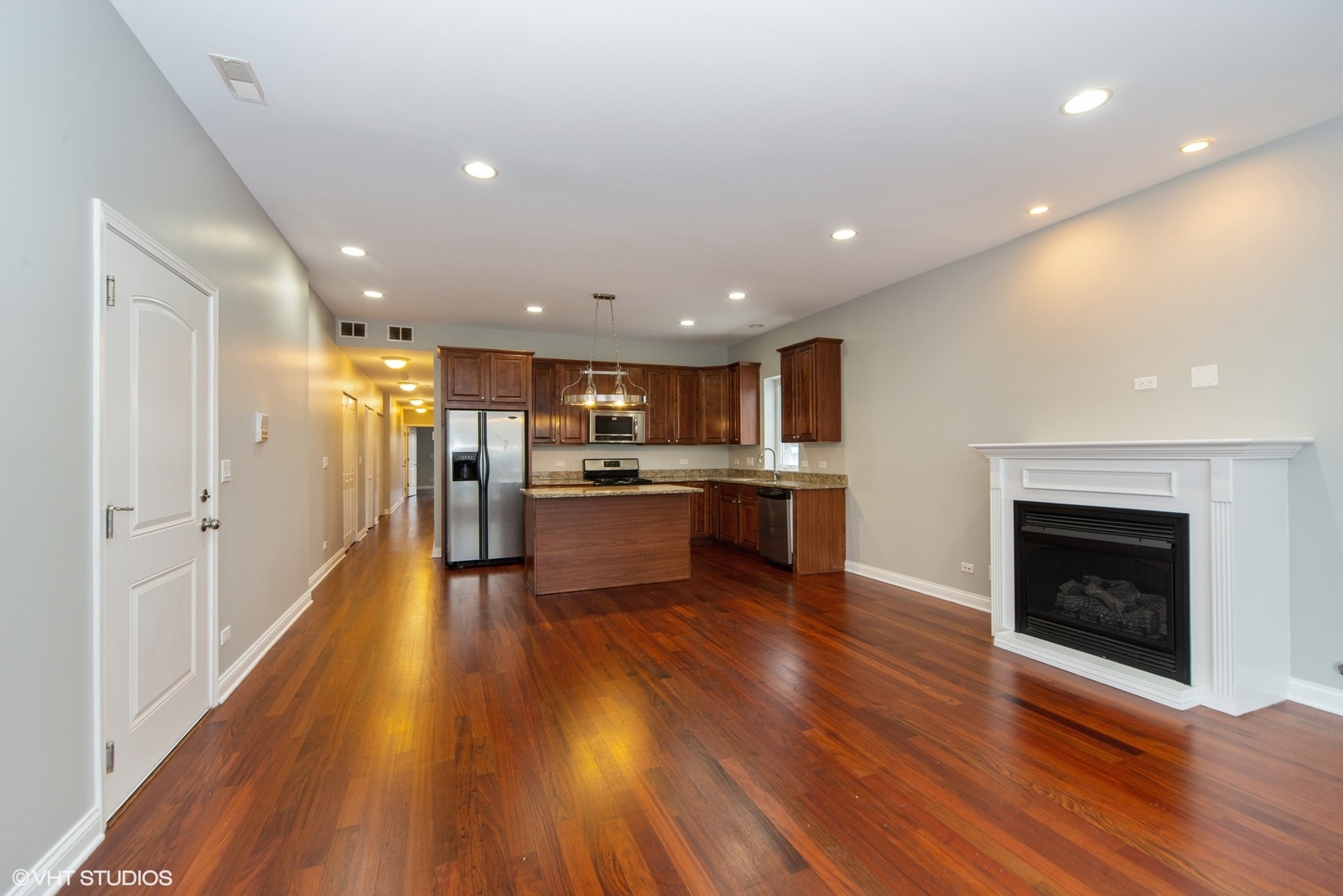 7443 West Irving Park Road, Unit 3W Chicago, IL 60634 - Photo 4 of 10