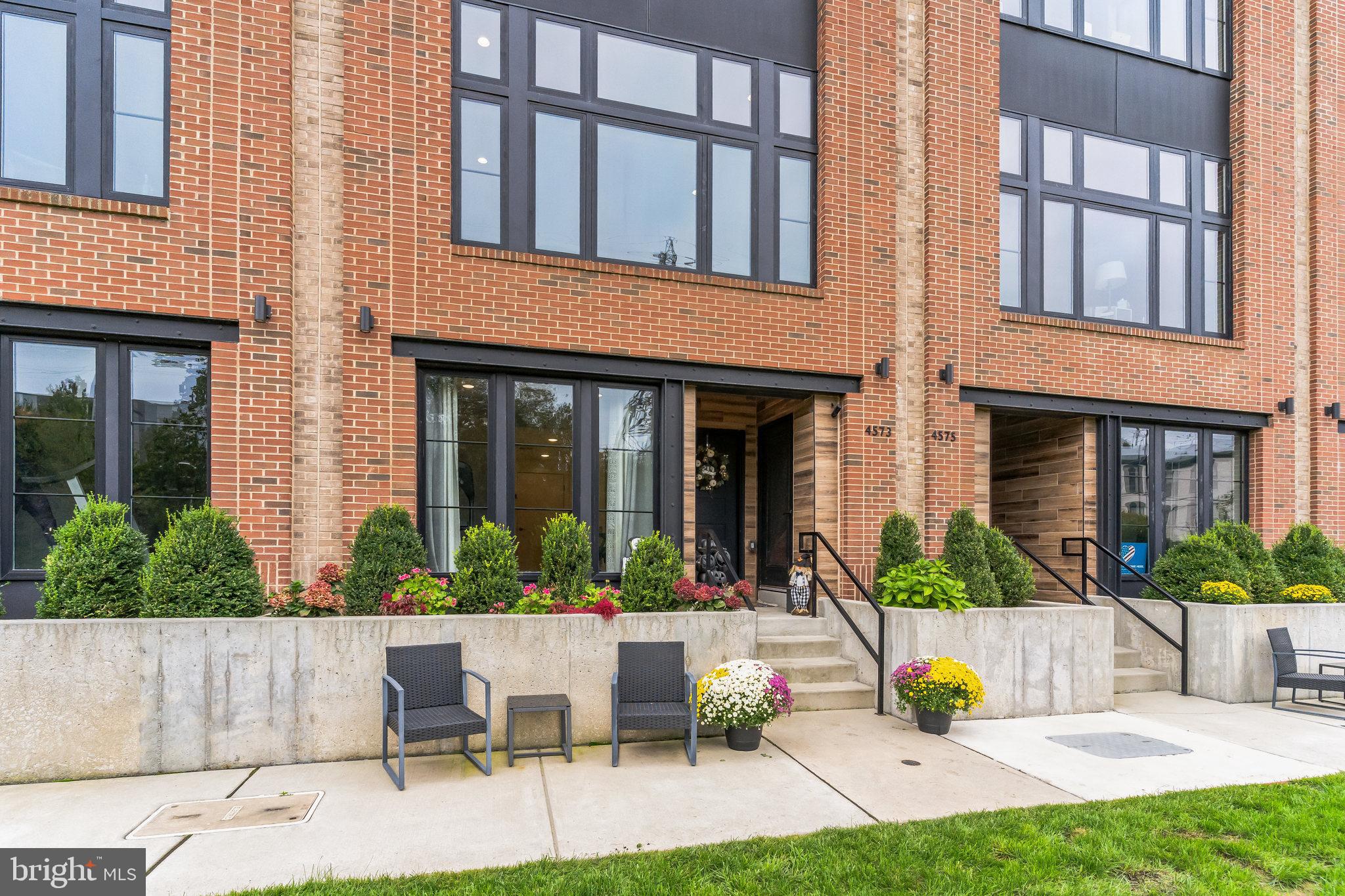 4573 Riverside Way Philadelphia, PA 19127 - Photo 1 of 40 Gallery Image 1