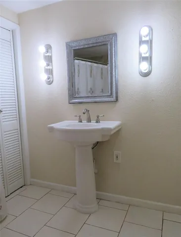 $1,800 | 1006 Avenue L, South Houston, TX 77587