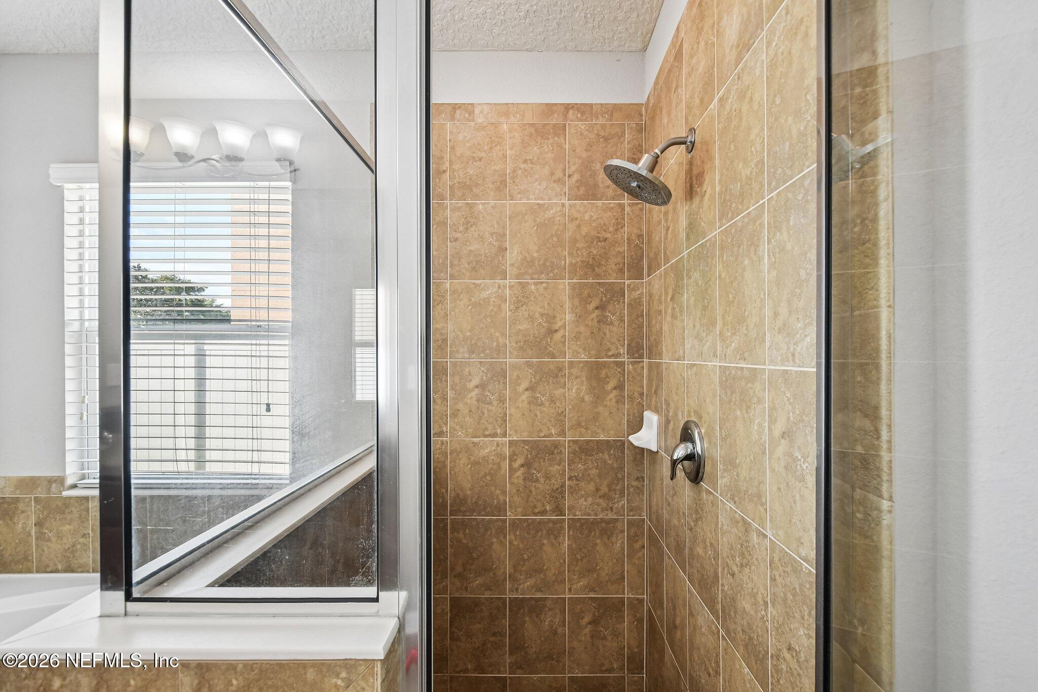 16421 Tisons Blf Road Jacksonville, FL 32218 - Photo 14 of 24 14_Primary Shower