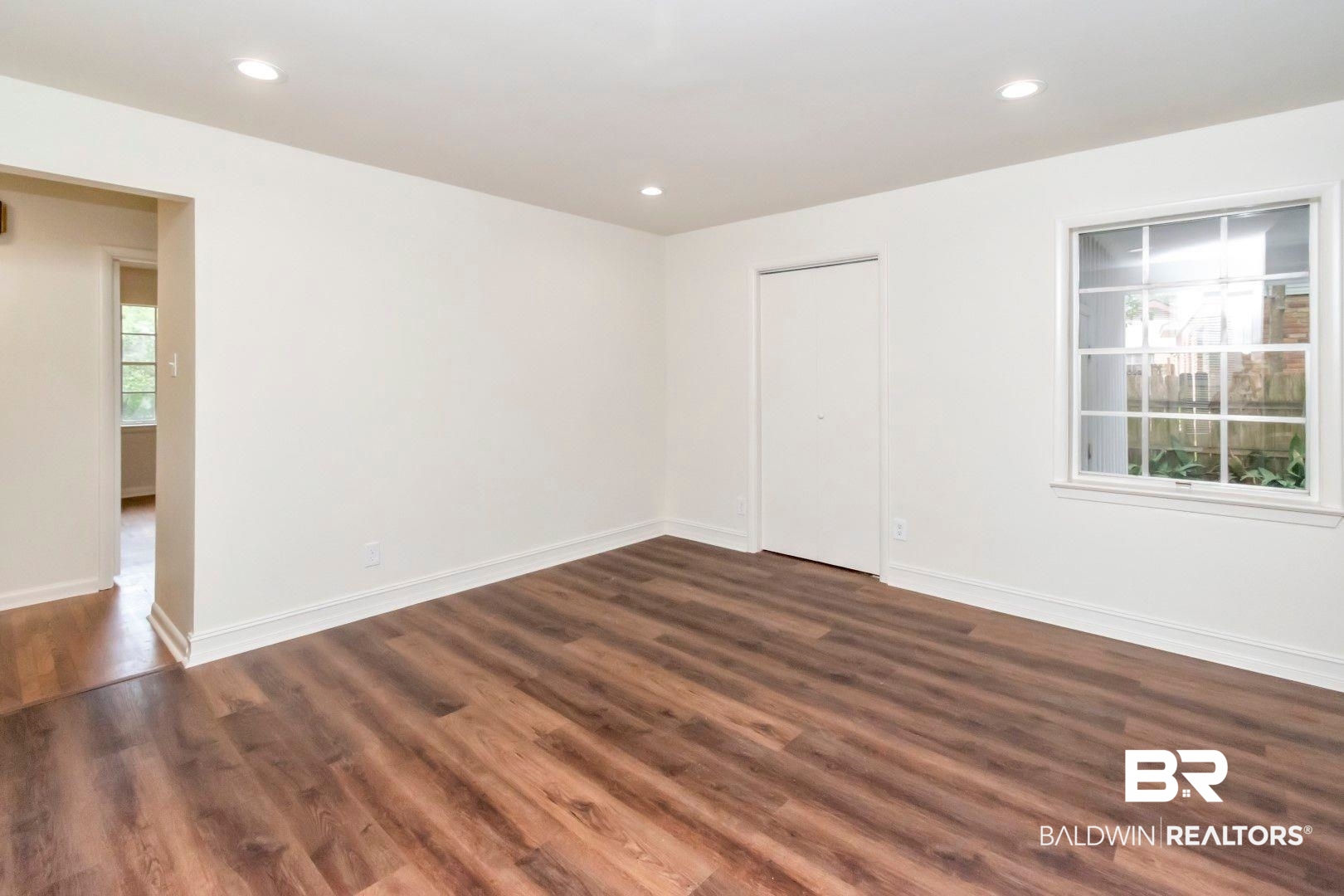607 Markham Drive Mobile, AL 36609 - Photo 10 of 27