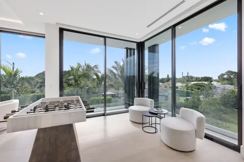 $5,000,000 | 340 Grove Place, Delray Beach, FL 33444