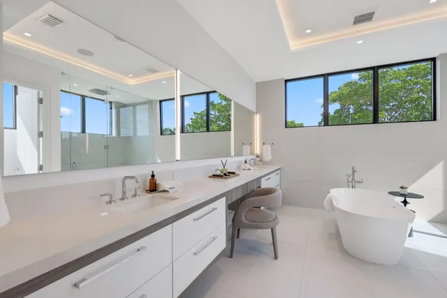 $5,000,000 | 340 Grove Place, Delray Beach, FL 33444