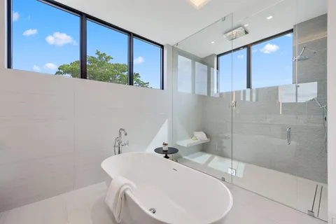 $5,000,000 | 340 Grove Place, Delray Beach, FL 33444