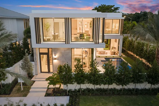 $5,000,000 | 340 Grove Place, Delray Beach, FL 33444