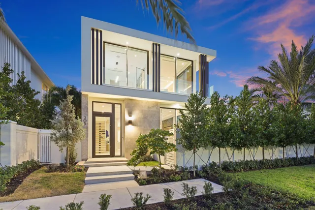 $5,000,000 | 340 Grove Place, Delray Beach, FL 33444
