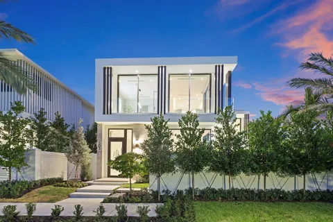 $5,000,000 | 340 Grove Place, Delray Beach, FL 33444