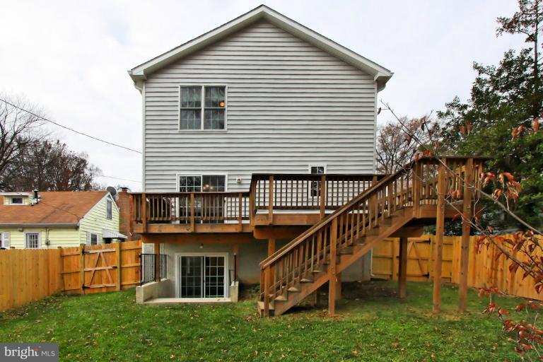 2845 Cameron Road Falls Church, VA 22042 - Photo 24 of 30 Exterior (Rear)