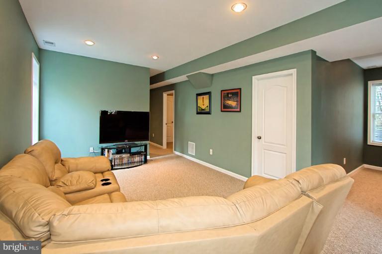 2845 Cameron Road Falls Church, VA 22042 - Photo 8 of 30 Rec Room