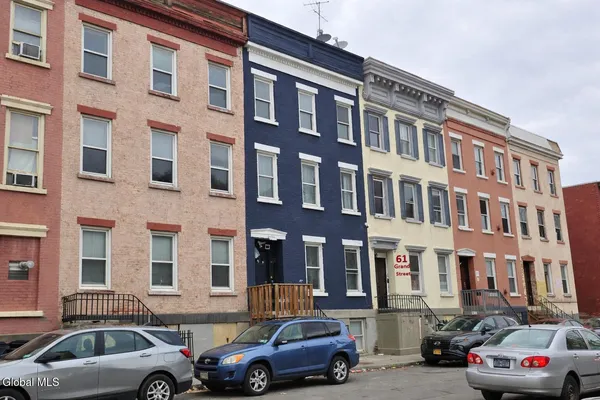 $325,000 | 61 Grand Street, Albany, NY 12207