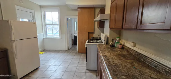 $325,000 | 61 Grand Street, Albany, NY 12207