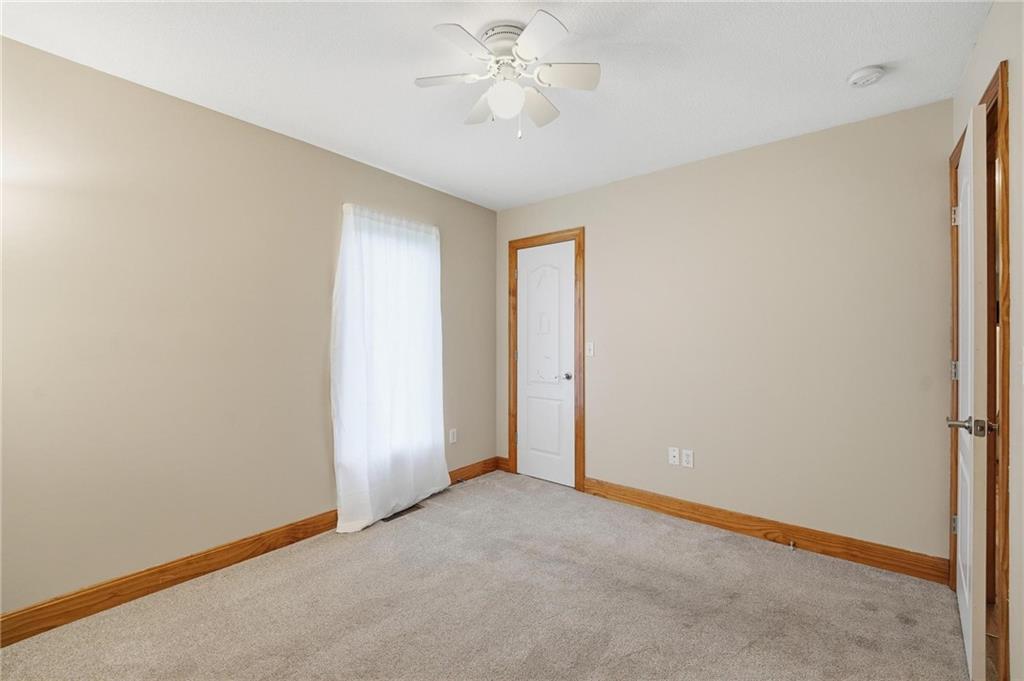 2416 South Outer Belt Road Oak Grove, MO 64075 - Photo 31 of 48