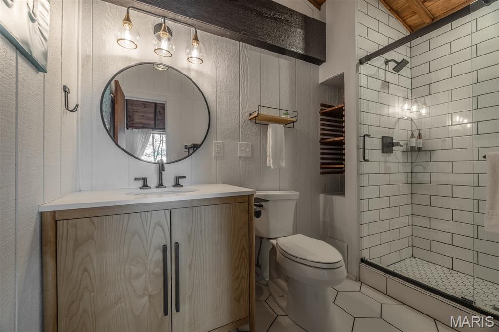 445 Foxfire Circle Drive Innsbrook, MO 63390 - Photo 11 of 34