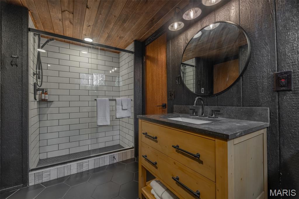 445 Foxfire Circle Drive Innsbrook, MO 63390 - Photo 14 of 34