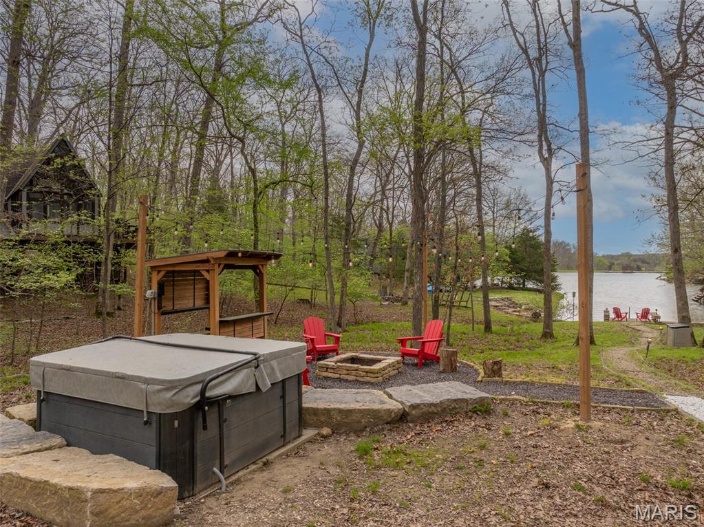 445 Foxfire Circle Drive Innsbrook, MO 63390 - Photo 2 of 34