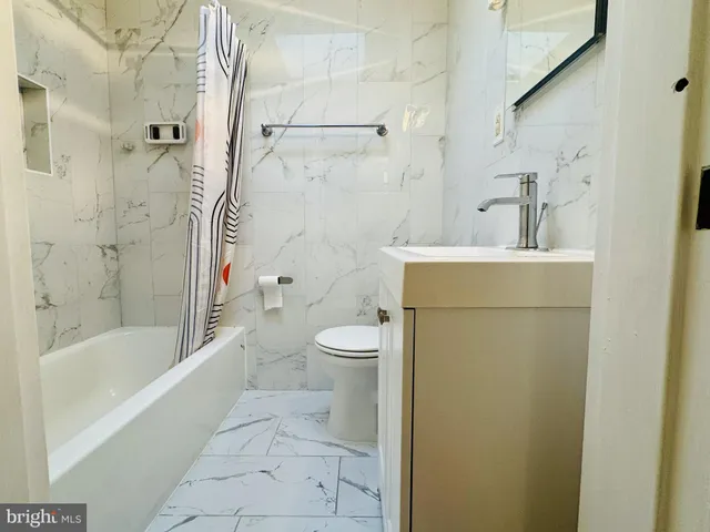 $2,350 | 4118 Buena Vista Avenue, Baltimore, MD 21211