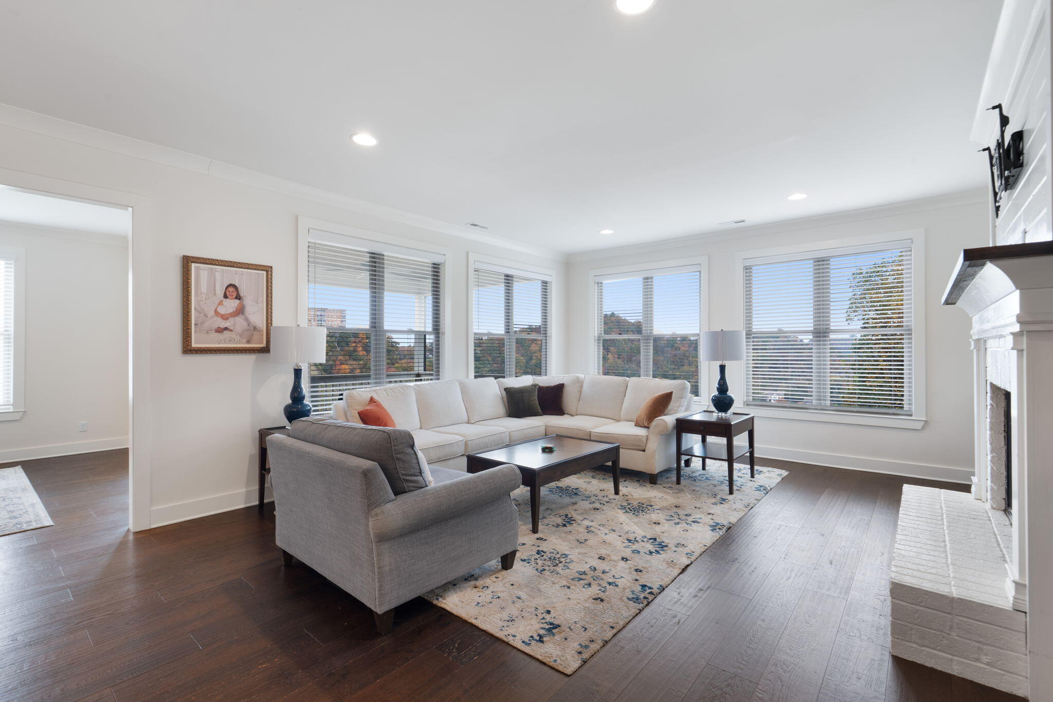 574 Whitehall Road Chattanooga, TN 37405 - Photo 14 of 41 17-web-or-mls-Whitehall-Bekah C-17