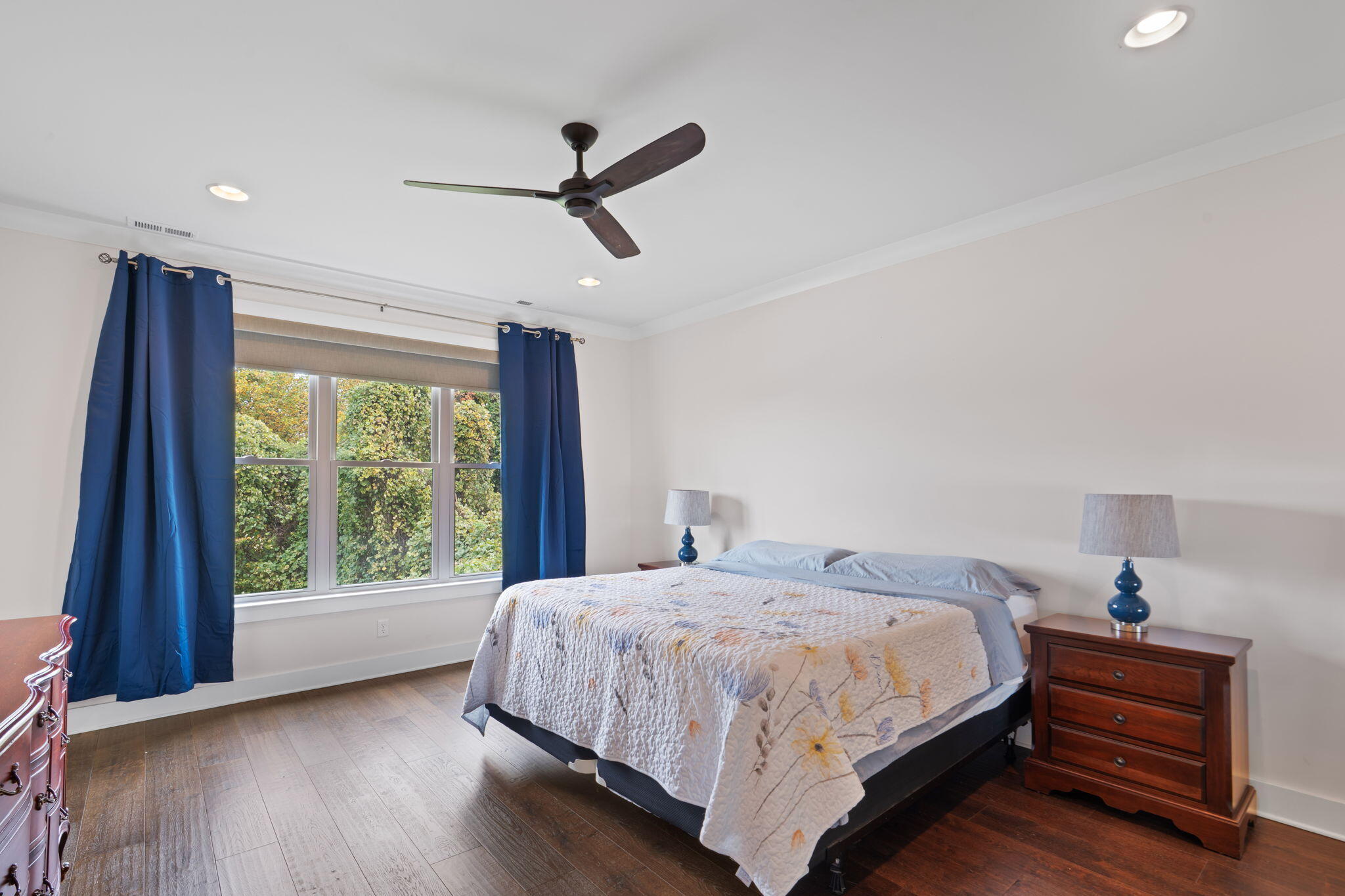 574 Whitehall Road Chattanooga, TN 37405 - Photo 16 of 41 19-web-or-mls-Whitehall-Bekah C-19