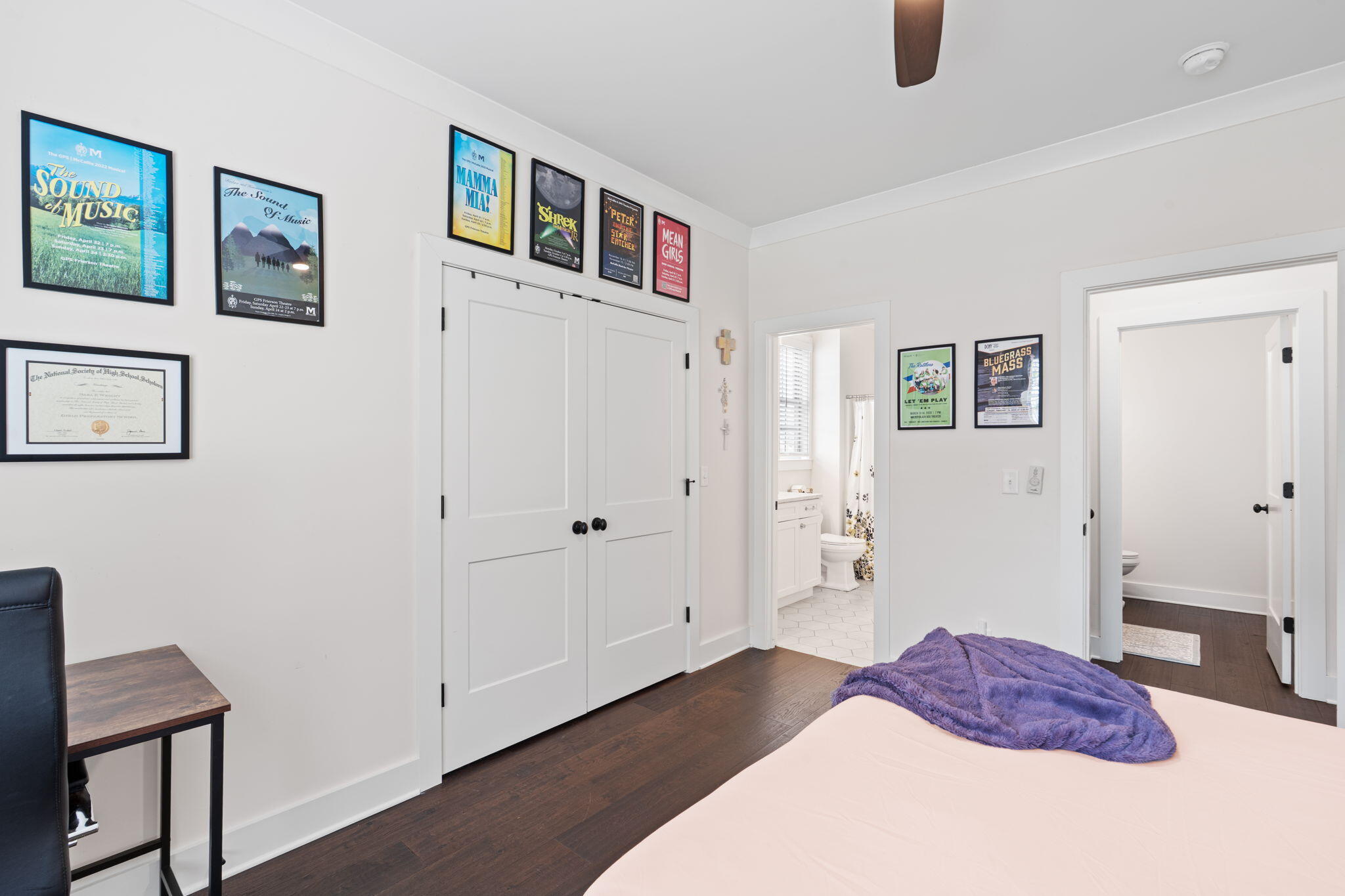 574 Whitehall Road Chattanooga, TN 37405 - Photo 28 of 41 7-web-or-mls-Whitehall-Bekah C-7