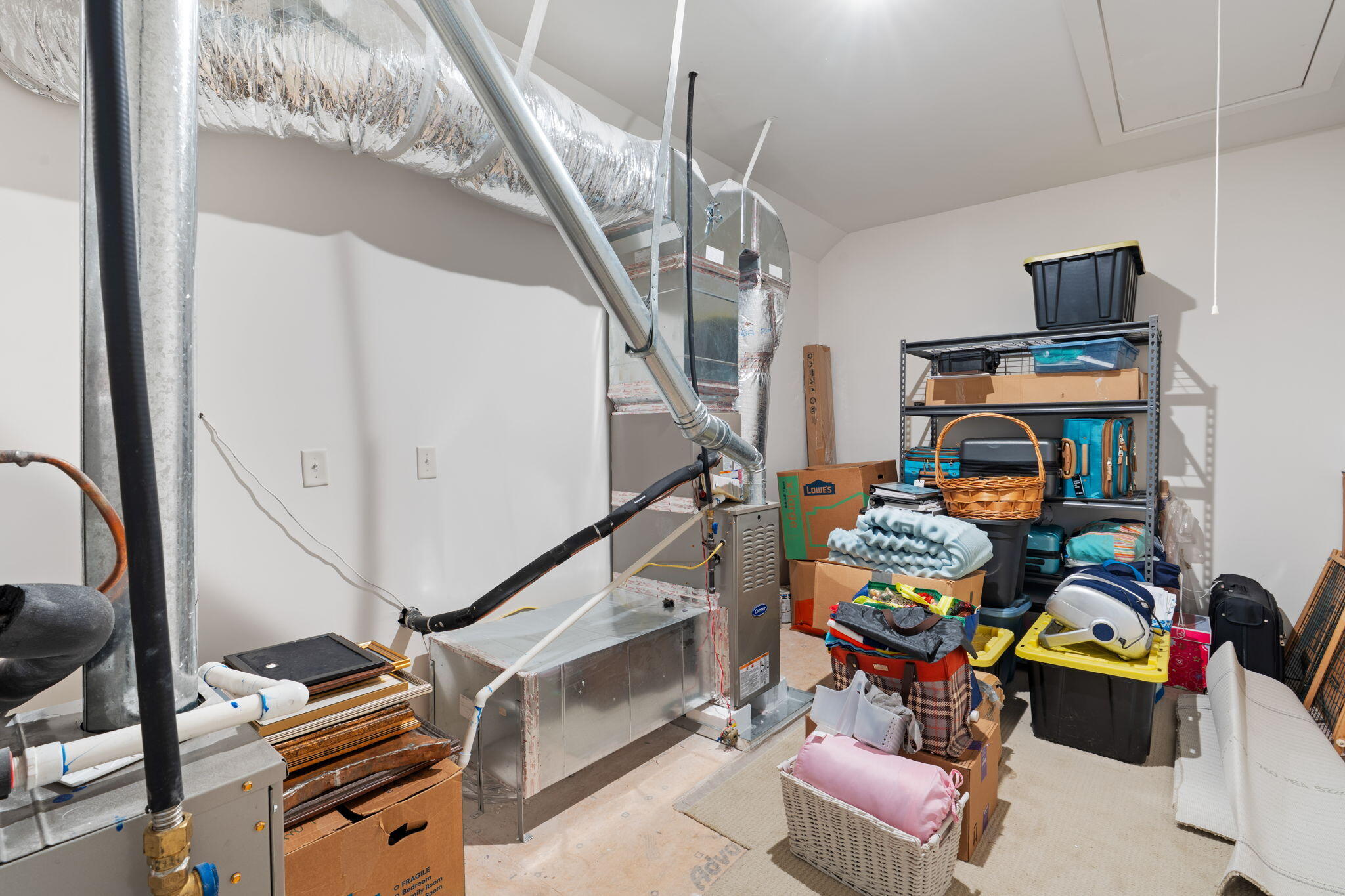 574 Whitehall Road Chattanooga, TN 37405 - Photo 31 of 41 31-web-or-mls-Whitehall-Bekah C-31