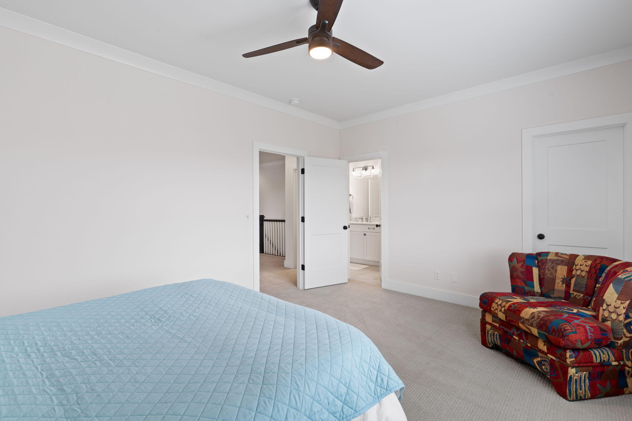 574 Whitehall Road Chattanooga, TN 37405 - Photo 36 of 41 36-web-or-mls-Whitehall-Bekah C-36