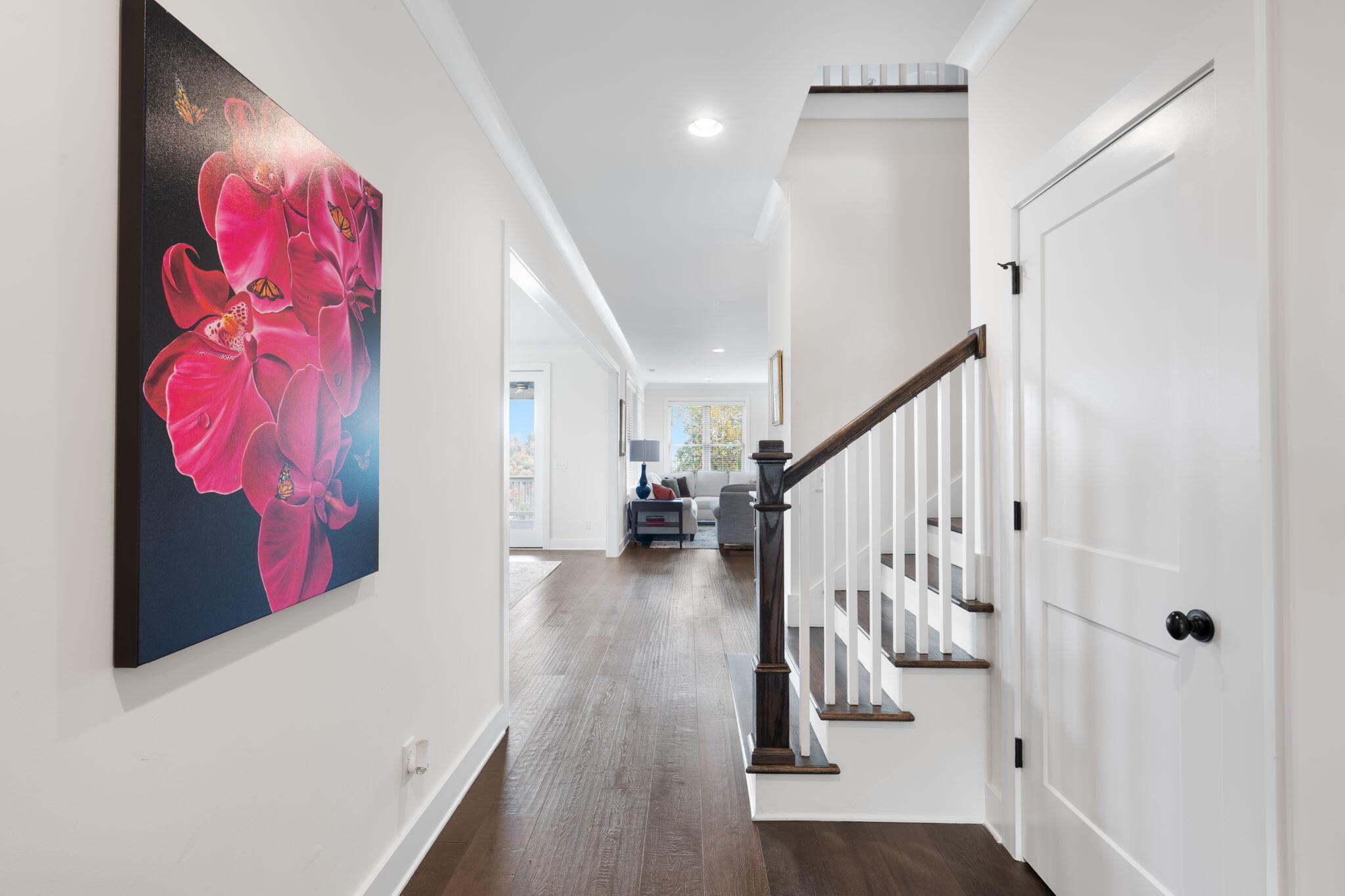 574 Whitehall Road Chattanooga, TN 37405 - Photo 6 of 41 10-web-or-mls-Whitehall-Bekah C-10