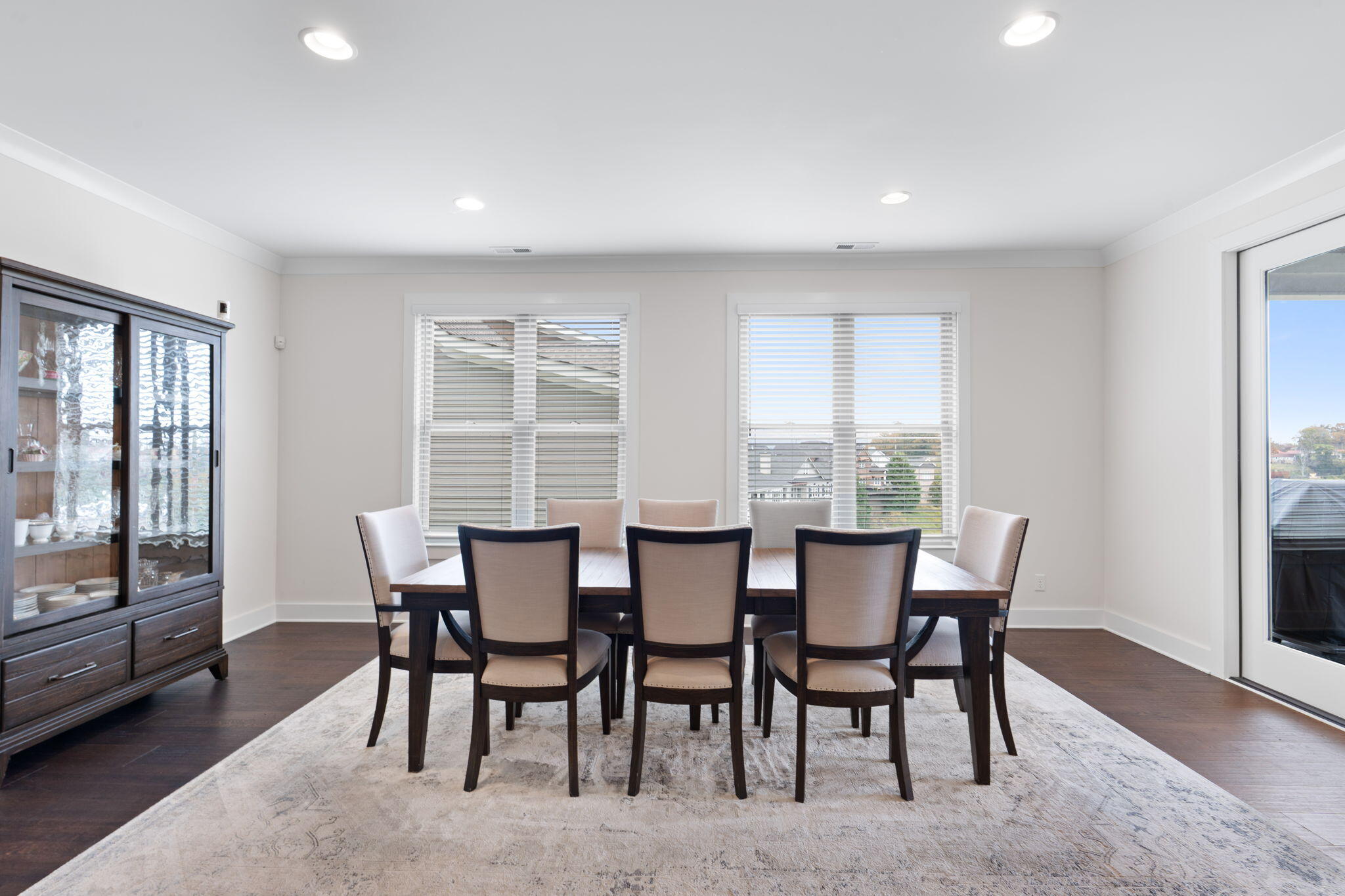 574 Whitehall Road Chattanooga, TN 37405 - Photo 7 of 41 11-web-or-mls-Whitehall-Bekah C-11