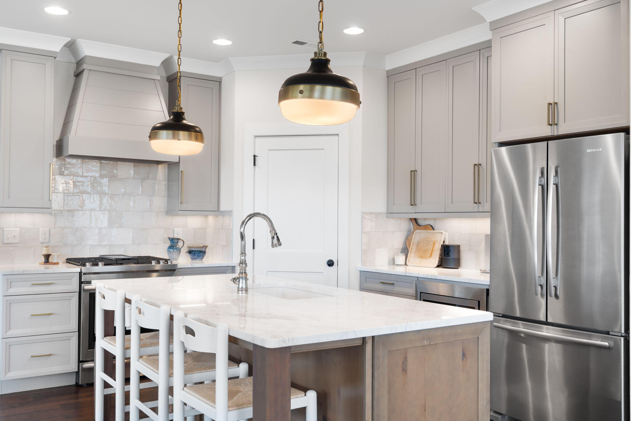 574 Whitehall Road Chattanooga, TN 37405 - Photo 10 of 41 14-web-or-mls-Whitehall-Bekah C-14