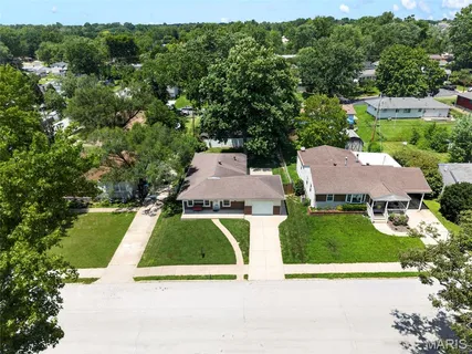 $259,900 | 1011 Hawthorn Avenue, St. Charles, MO 63301