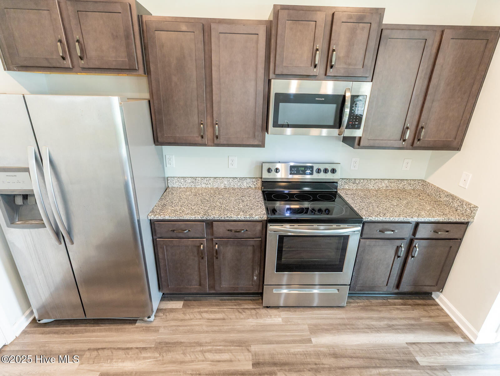 104 Tralee Place Holly Ridge, NC 28445 - Photo 9 of 29 Kitchen 4