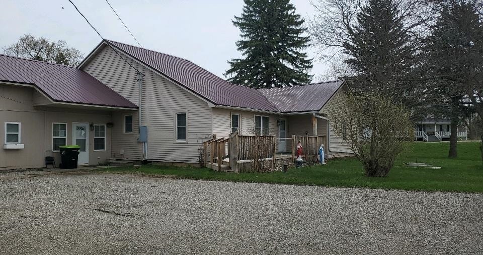 4975 Clarabella Road Clare, MI 48617 - Photo 1 of 11 1940291-faa448a9-1c8f-4274-9561-9a2f3e1a93fc.JPG