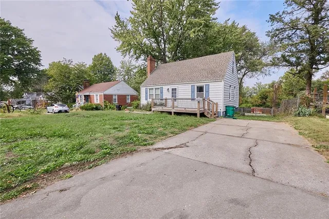 $169,000 | 1214 West 25th Street South, Independence, MO 64052