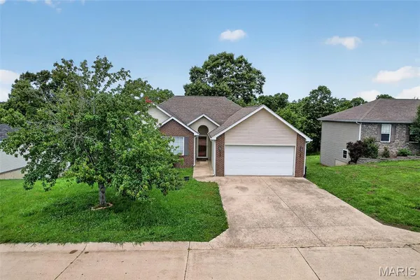 $274,900 | 215 Settlers Pass, Waynesville, MO 65583