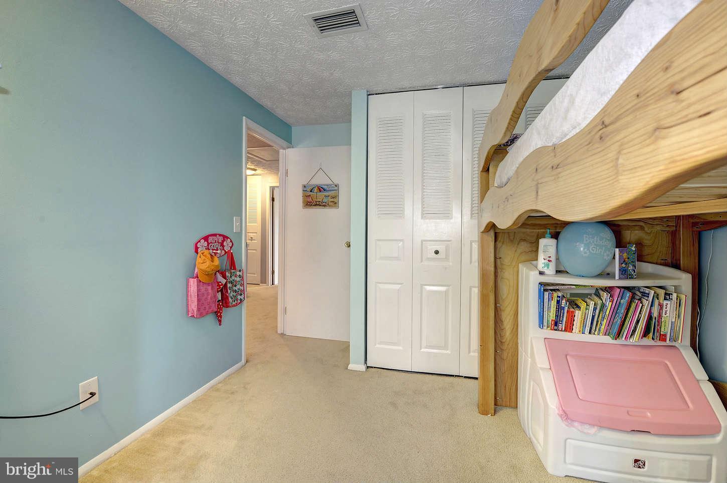 12125 Purple Sage Court Reston, VA 20194 - Photo 18 of 29 Bedroom