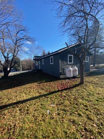 194 Main Road South Hampden, ME 04444 - Photo 5 of 27 IMG_4423