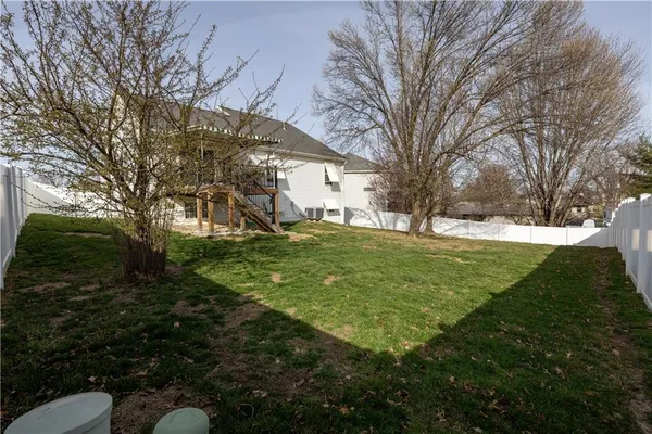 $350,000 | 4608 Heatherwood Court, St. Joseph, MO 64506