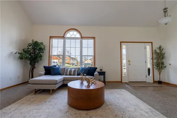 $350,000 | 4608 Heatherwood Court, St. Joseph, MO 64506