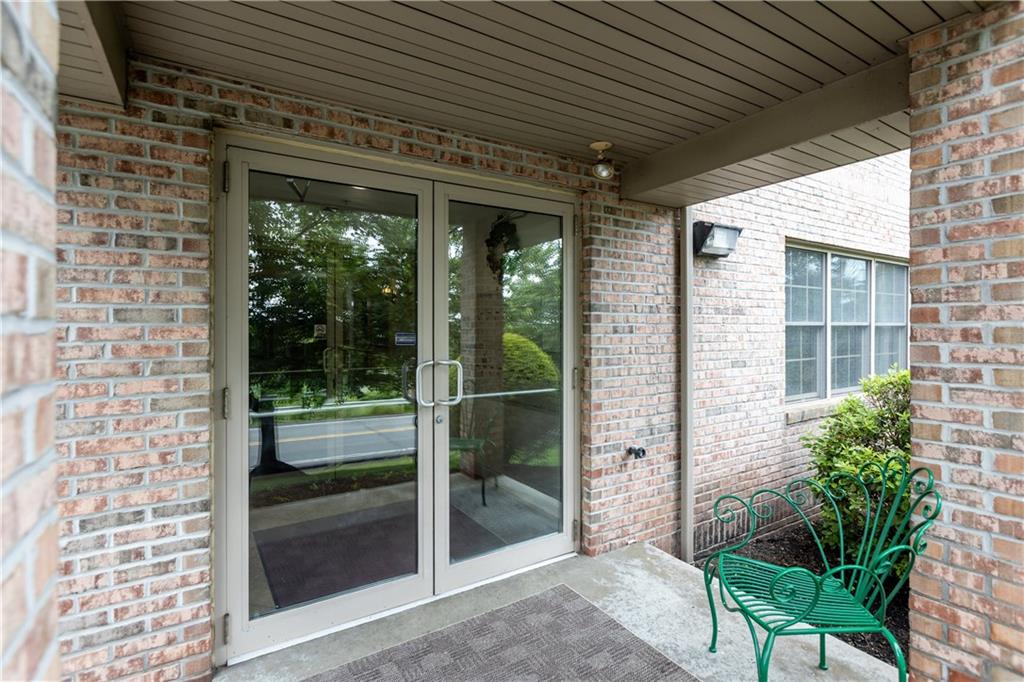 1 Coraopolis Road, Unit 300 Coraopolis, PA 15108 - Photo 2 of 25 Secure building
