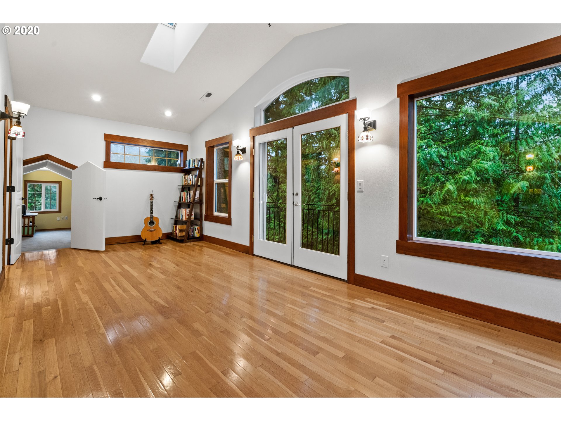 5135 Southwest 38th Place Portland, OR 97221 - Photo 20 of 32 Gallery Image 20
