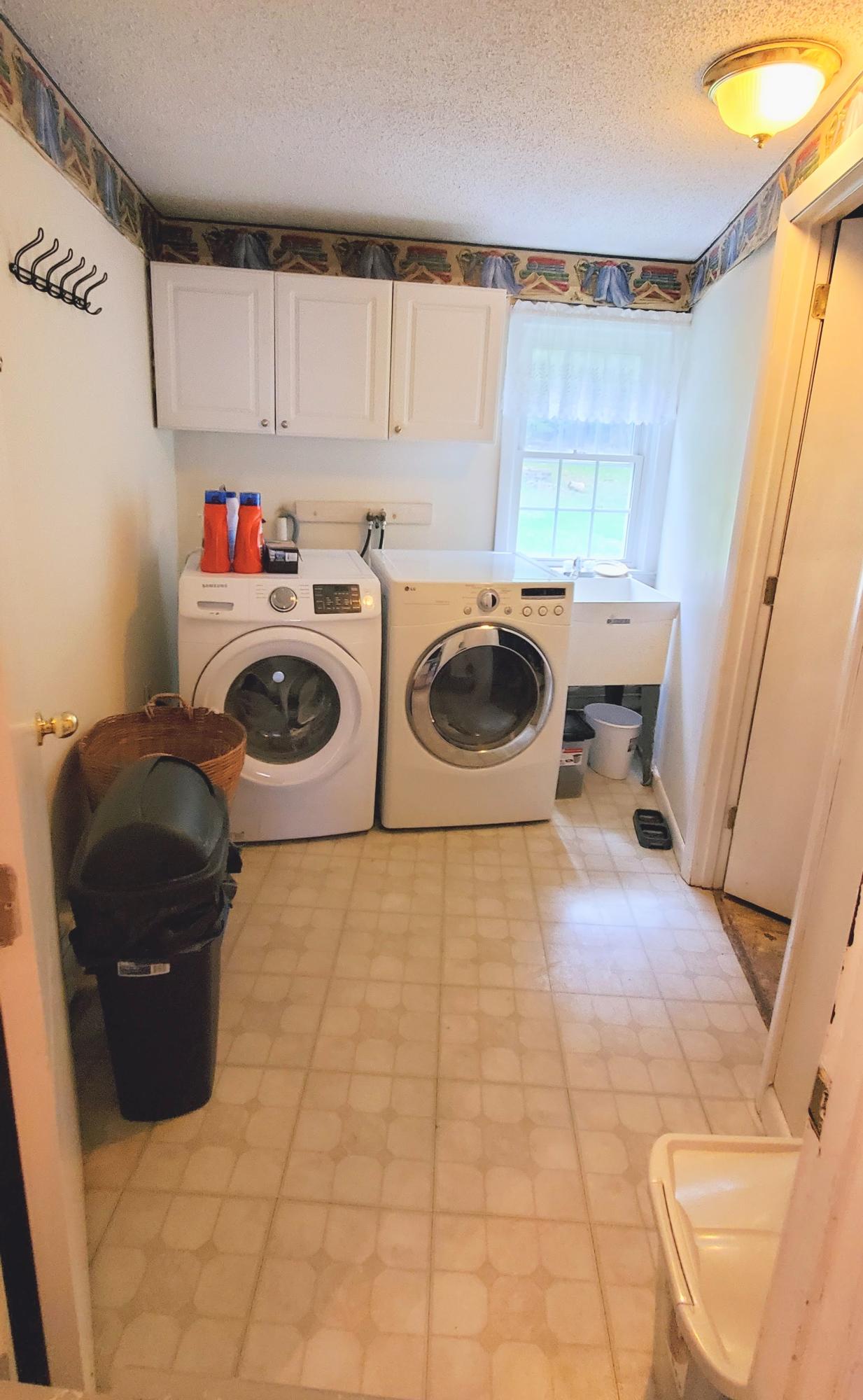 629 Norridgewock Road Fairfield, ME 04937 - Photo 16 of 38 16 Laundry first floor