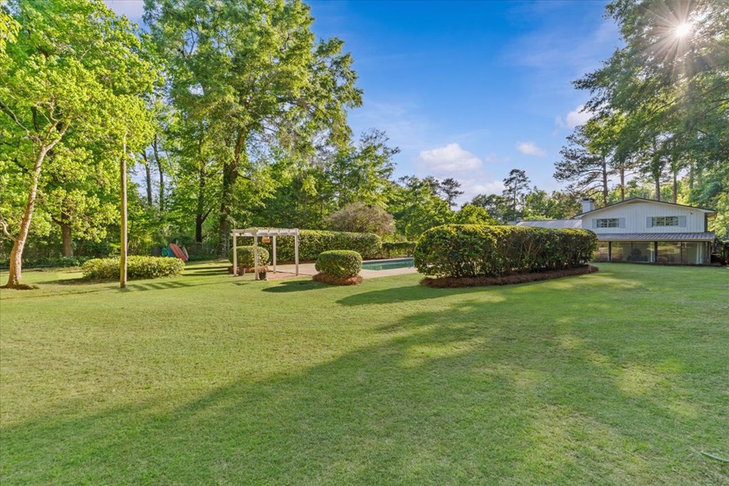 110 Pinetree Drive Dothan, AL 36303 - Photo 57 of 68